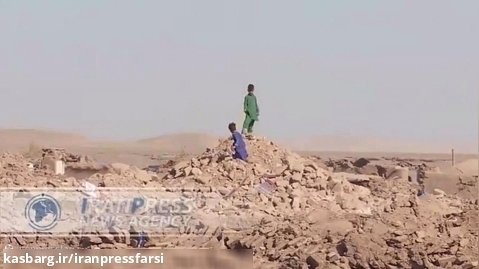 اسکان زلزله زدگان غرب افغانستان با کمک ایران