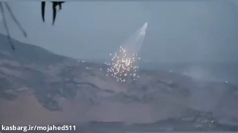 ویدیو استفاده اسرائیل از بمب های فسفری در حمله به جنوب لبنان سال 1402