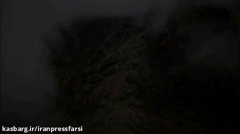 لطافت باران بر صخره های مخملی در بوستان مخملکوه خرم آباد