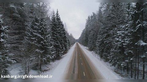 فوتیج و کلیپ خام جاده زمستانی از نمای بالا 4K