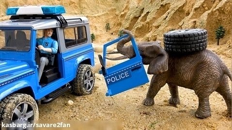 ماشین پلیس و نجات تراکتور بیل مکانیکی | داستان سرگرم کننده برای کودکان