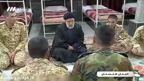 حضور شب یلدایی رئیسی در کنار سربازان