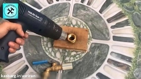 یک روش ساده و استادانه برای ایجاد انشعاب روی لوله پلیکا و اتصال شیر آب